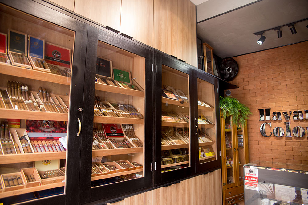 Móveis Planejados para Lojas. Dicas para uma Organização Eficiente e Atraente, essenciais para aproveitar ao máximo os móveis planejados para comércios.