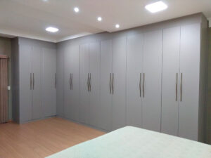 Design Sob Medida - A elegância dos móveis planejados para os quartos, onde passamos boa parte do nosso tempo relaxando e recarregando as energias.