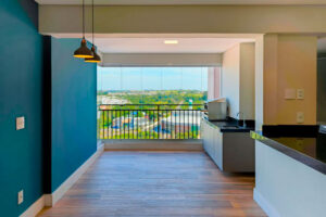 Tendências em Cores e Acabamentos para Móveis Planejados em 2024 desempenham papel fundamental na criação de ambientes com tendências e preferências individuais.