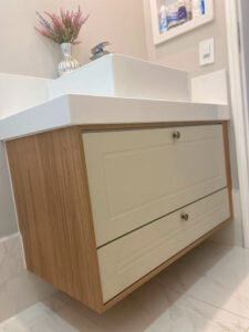 Móveis Planejados para Banheiros Pequenos, algumas ideias e dicas para ampliar banheiros pequenos utilizando móveis planejados.