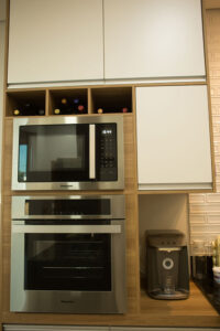 5 Erros que Você Deve Evitar ao Escolher Móveis Planejados, listamos aqui cinco erros comuns que você deve evitar ao escolher seus móveis planejados.