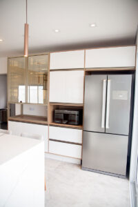 Integração Perfeita entre Móveis Planejados e Eletrodomésticos Otimize sua Cozinha e Lavanderia